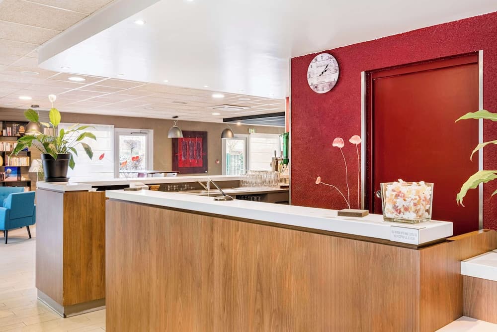 Campanile Geneve - Ferney-Voltaire