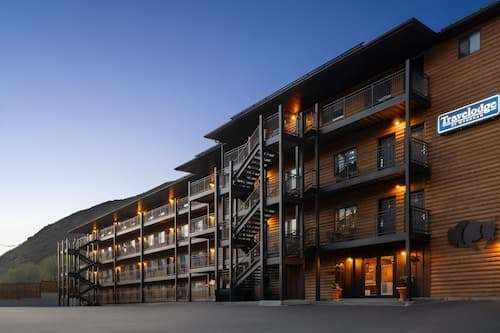 Travelodge by Wyndham Gardiner Yellowstone Park North