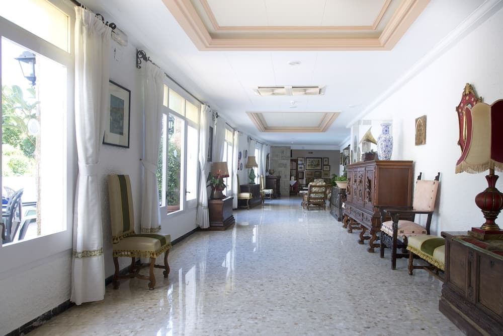 Lobi dinlenme salonu