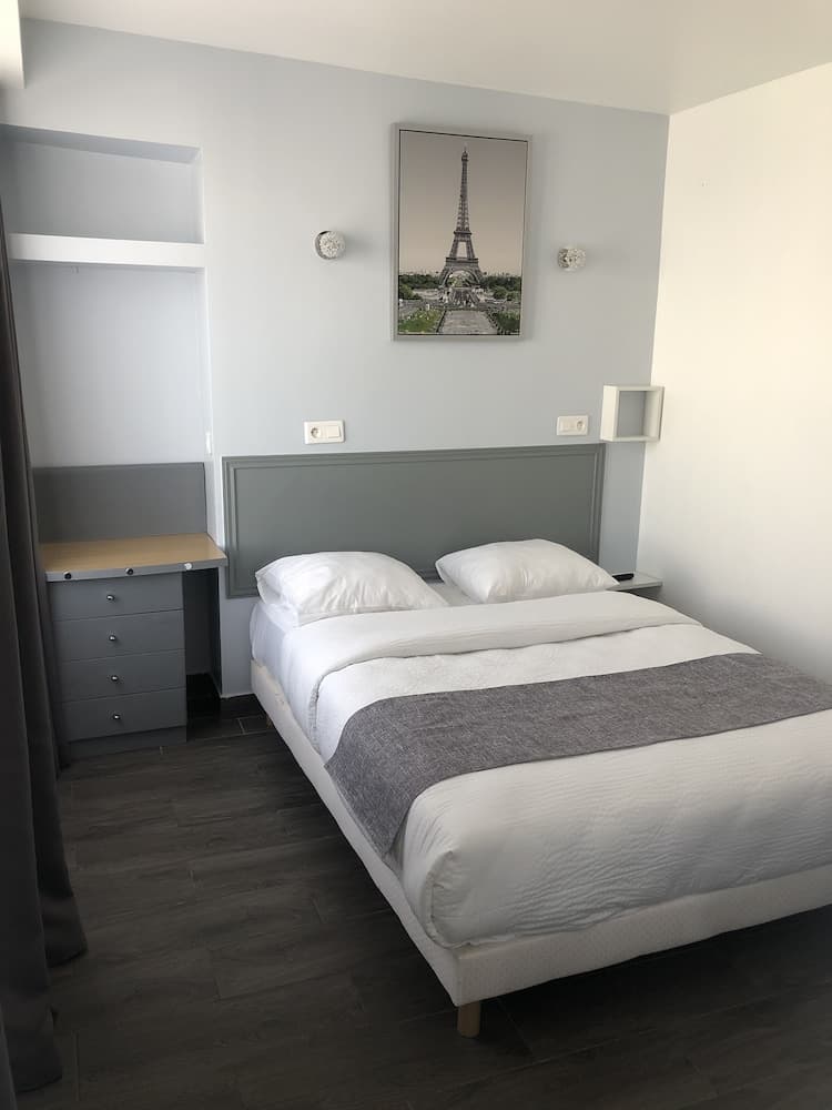 Hotel Clauzel