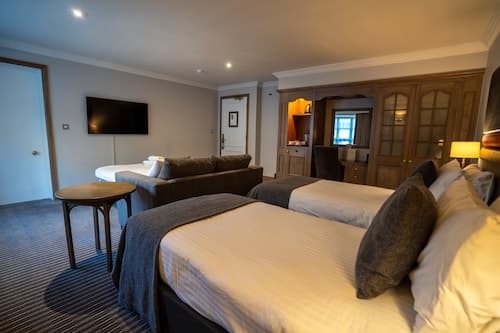 Villiers Hotel