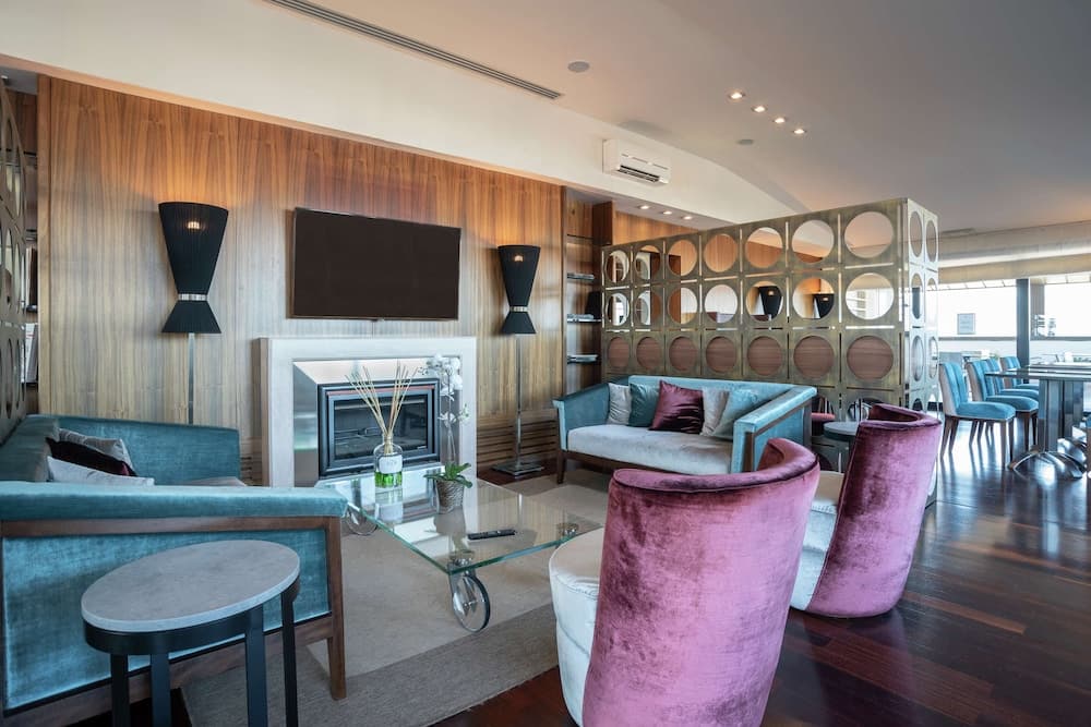 Lobi dinlenme salonu