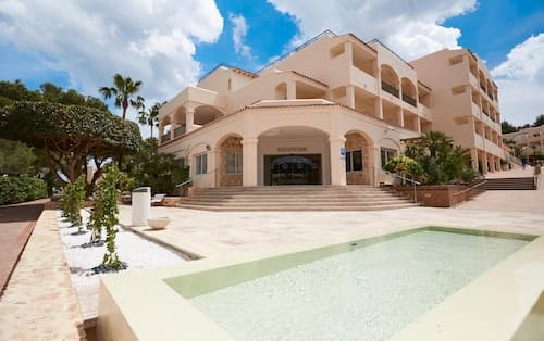 Invisa Hotel Club Cala Blanca