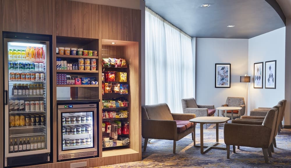 Lobi dinlenme salonu