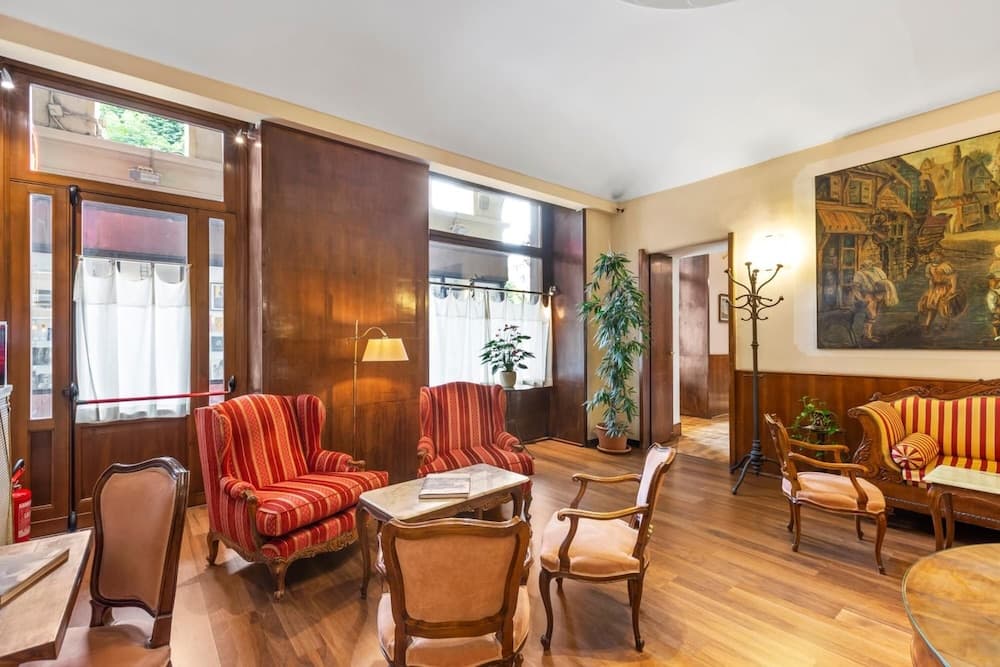 Hotel Roma E Rocca Cavour