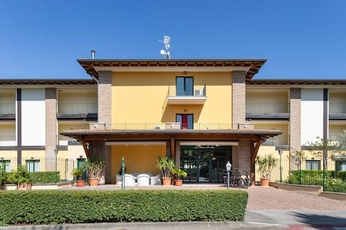 Le Terrazze Sul Lago Residence & Hotel