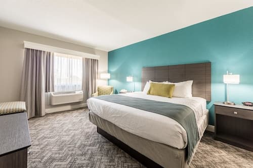 Best Western Plus Sebastian Hotel & Suites