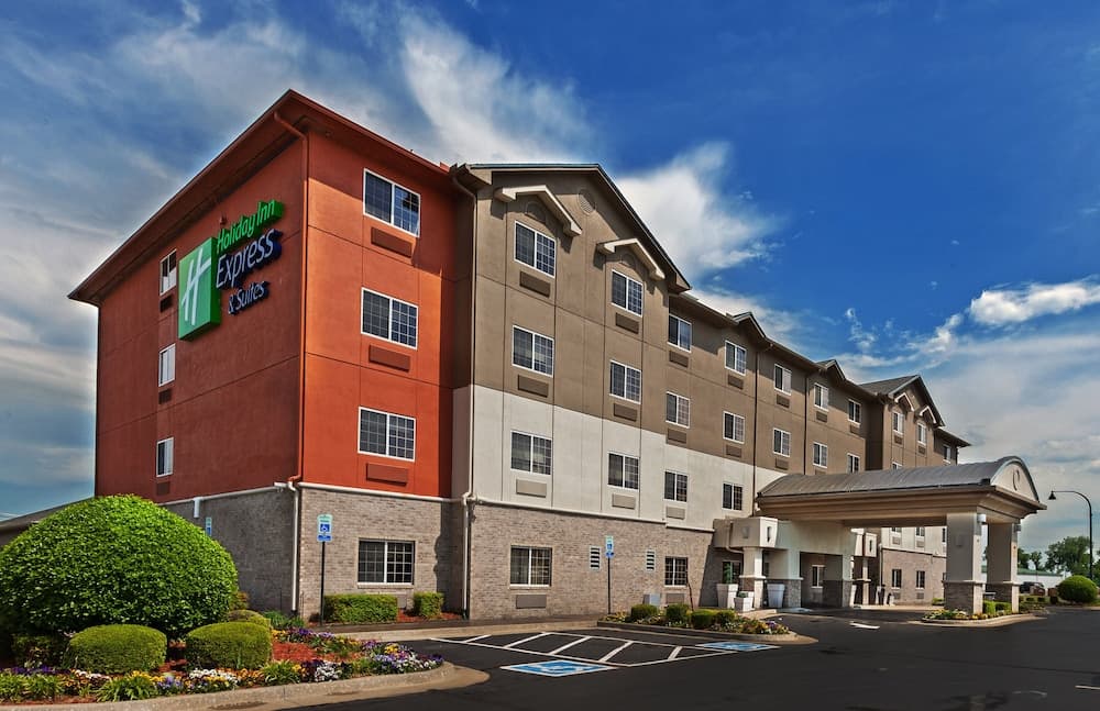 Holiday Inn Express Hotel & Suites Jenks by IHG