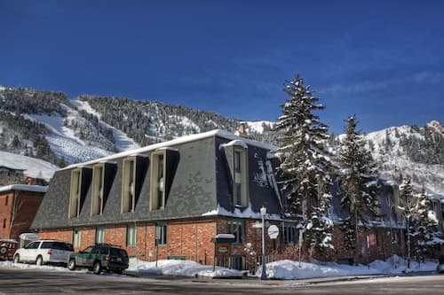 Chateau Chaumont & Dumont Condominiums by Frias