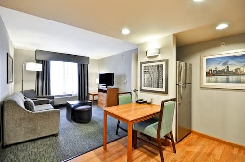 Homewood Suites by Hilton Cincinnati-Milford