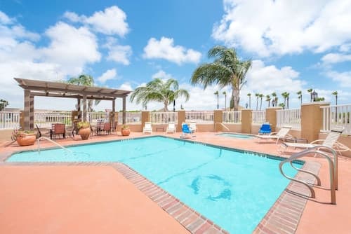 Microtel Inn & Suites by Wyndham Aransas Pass/Corpus Christi