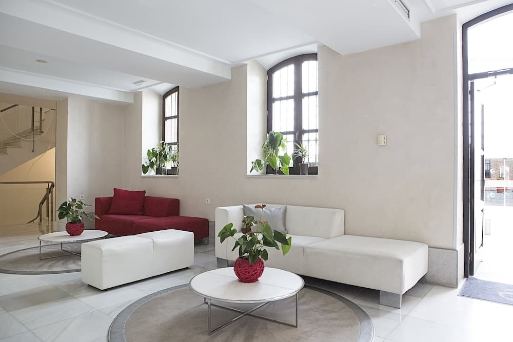 Lobi dinlenme salonu