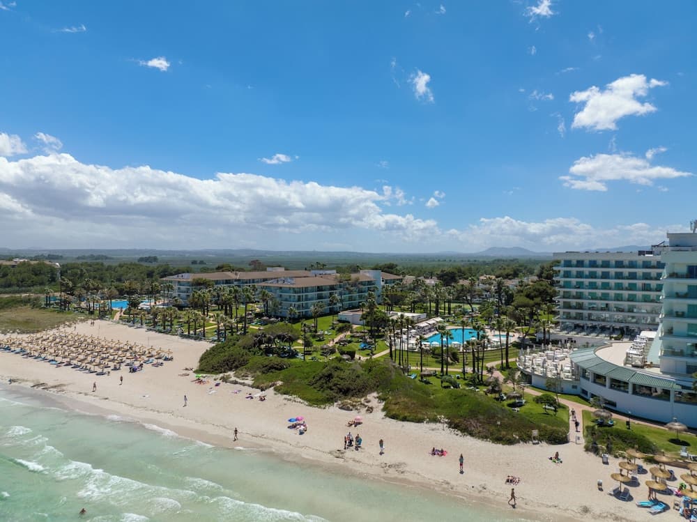 Playa Esperanza Resort