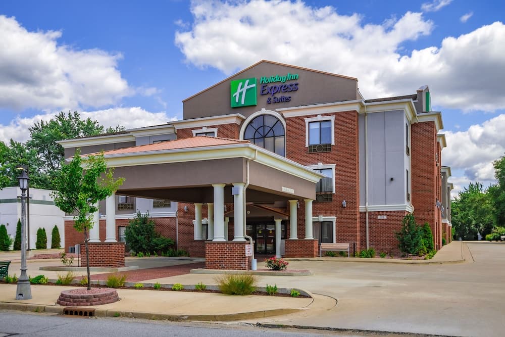 Holiday Inn Express Hotel & Suites South Bend by IHG