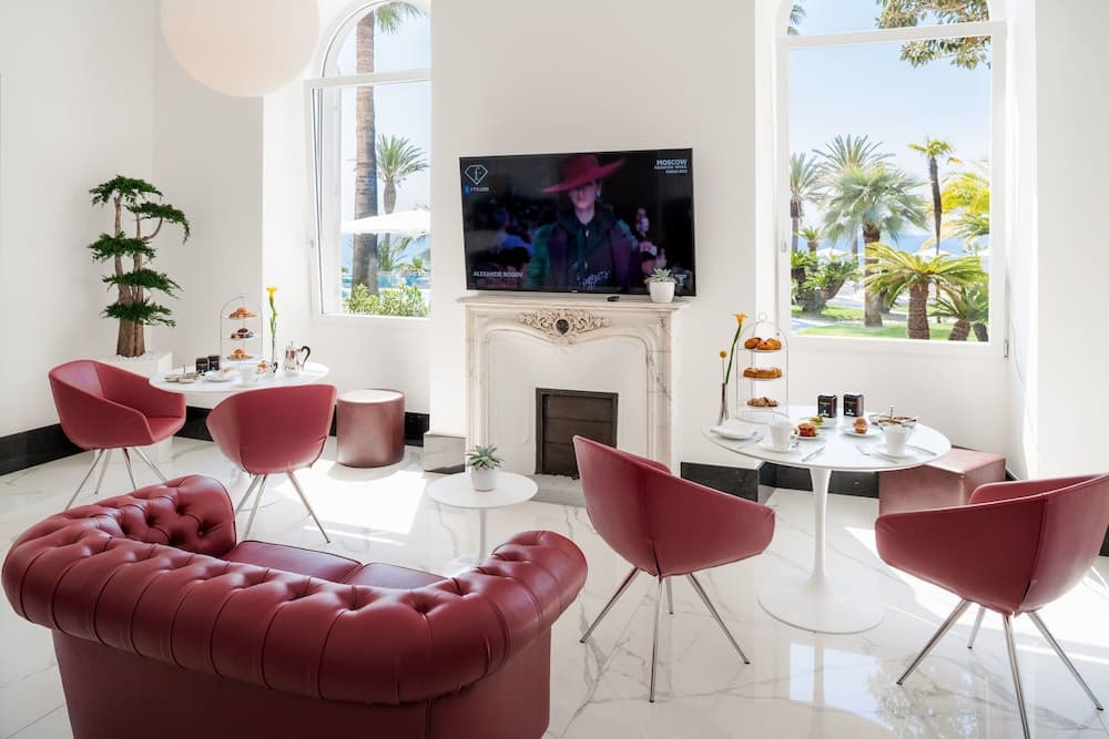 Lobi dinlenme salonu