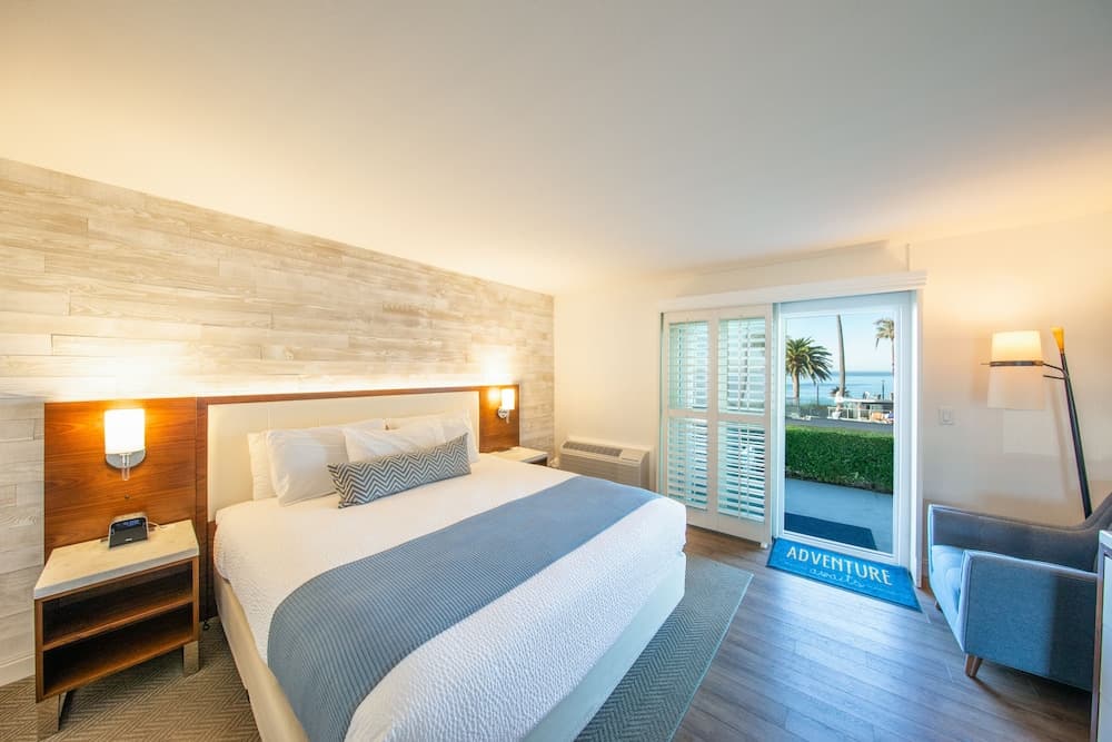 SeaCrest OceanFront Hotel