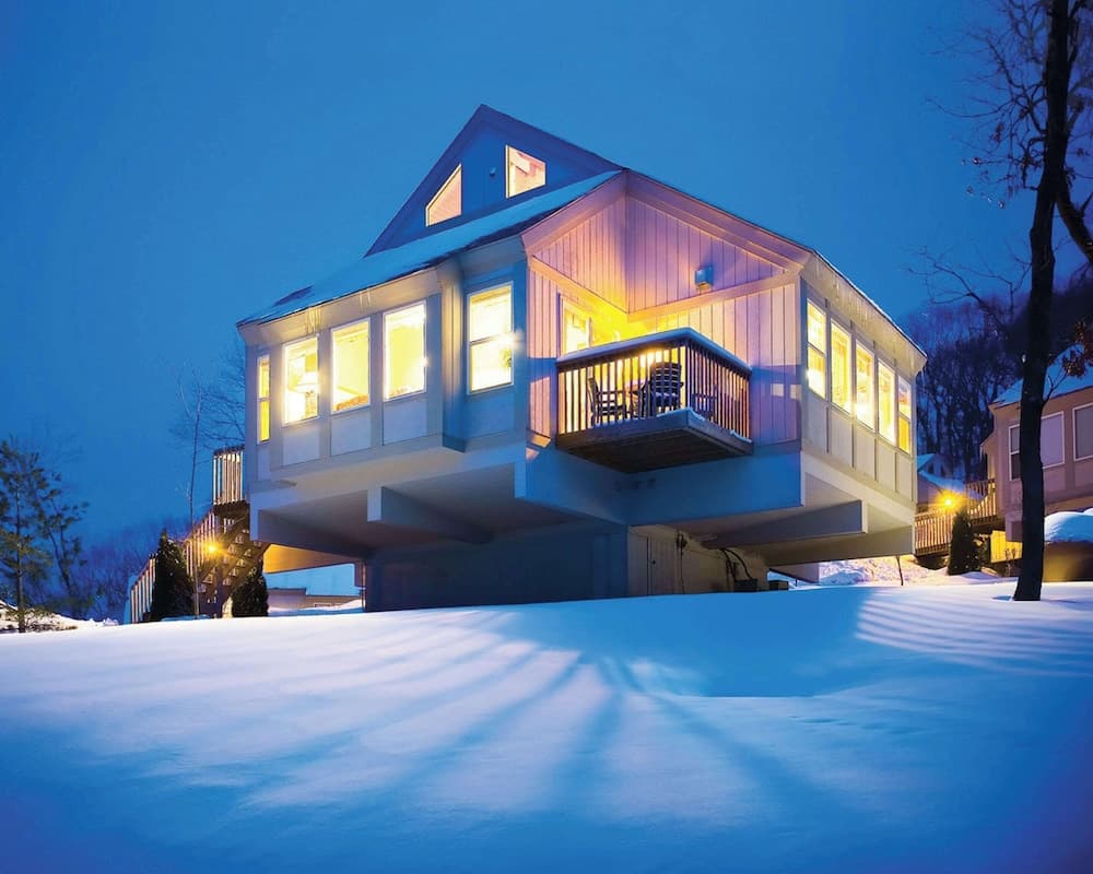 Bluegreen Christmas Mountain Village, an Ascend Resort