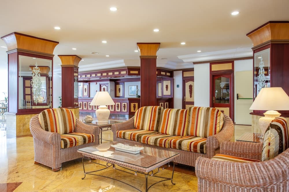 Lobi dinlenme salonu