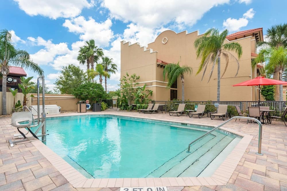 Clarion Inn Ormond Beach at Destination Daytona