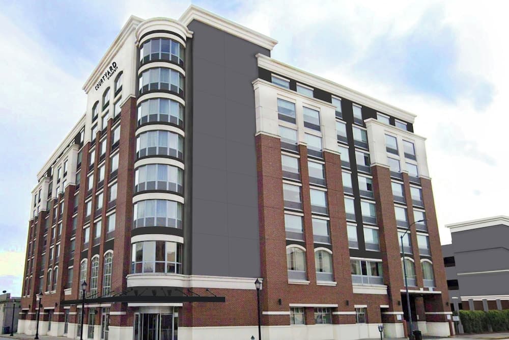 Courtyard by Marriott Athens Downtown