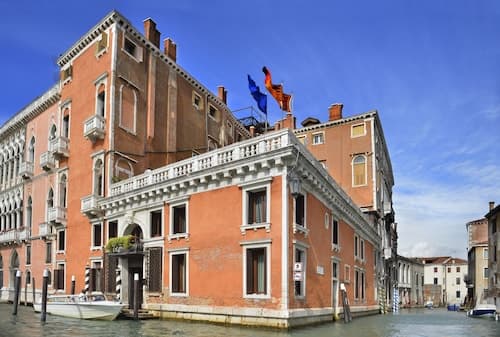 Palazzo Barbarigo Sul Canal Grande