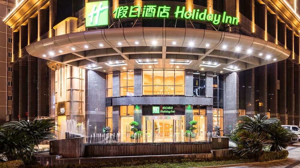 Holiday Inn Chongqing Guanyinqiao by IHG