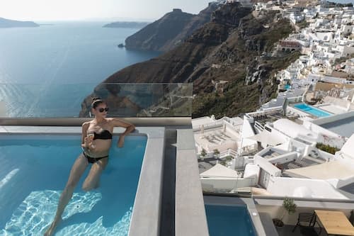 Aria Suites