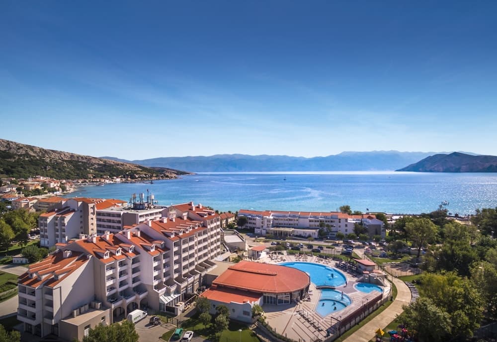 Sunny Baška Hotel by Valamar, ex Corinthia