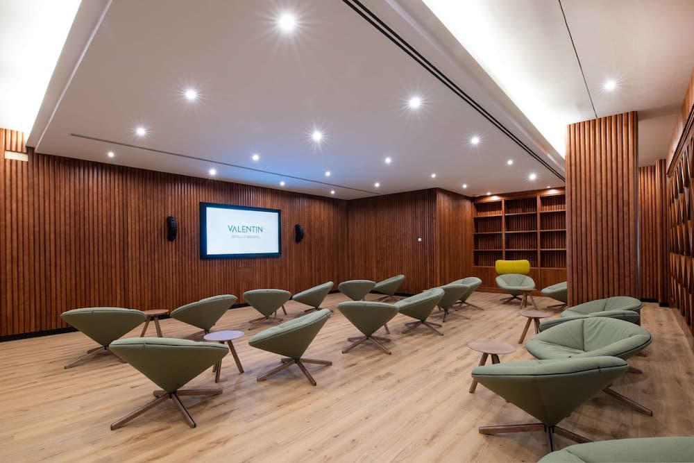 Lobi dinlenme salonu