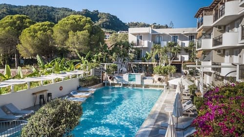 Iniohos Zante Hotel & Suites
