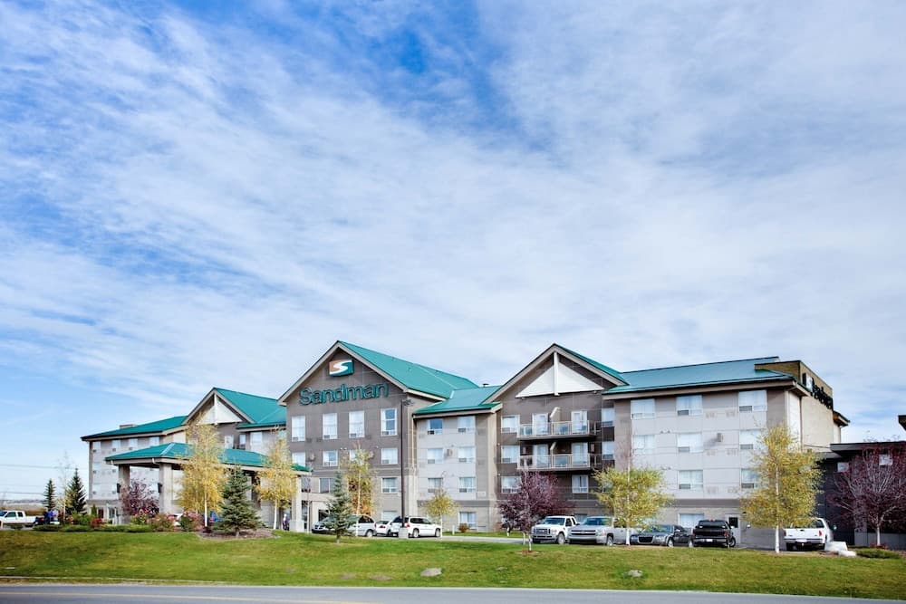 Sandman Hotels & Suites Calgary West