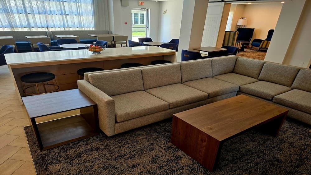 Staybridge Suites Calgary Airport by IHG