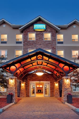 Staybridge Suites Calgary Airport by IHG