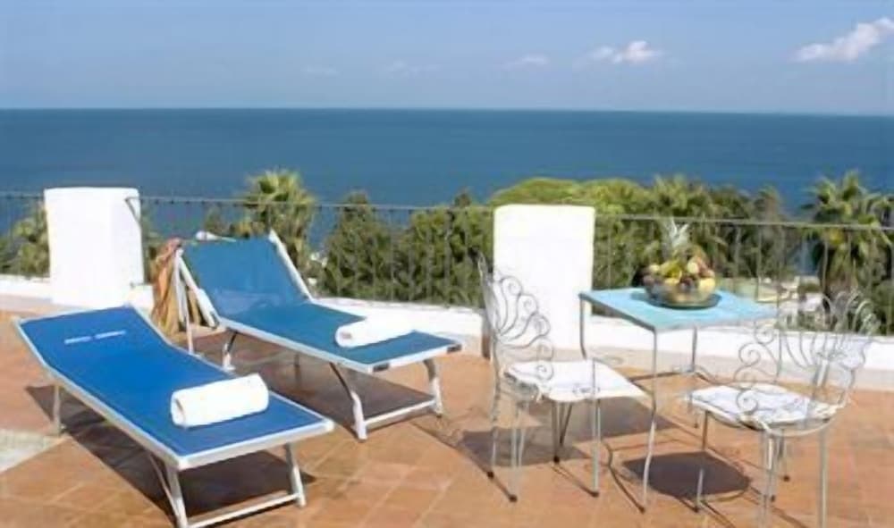 Güneşlenme verandası