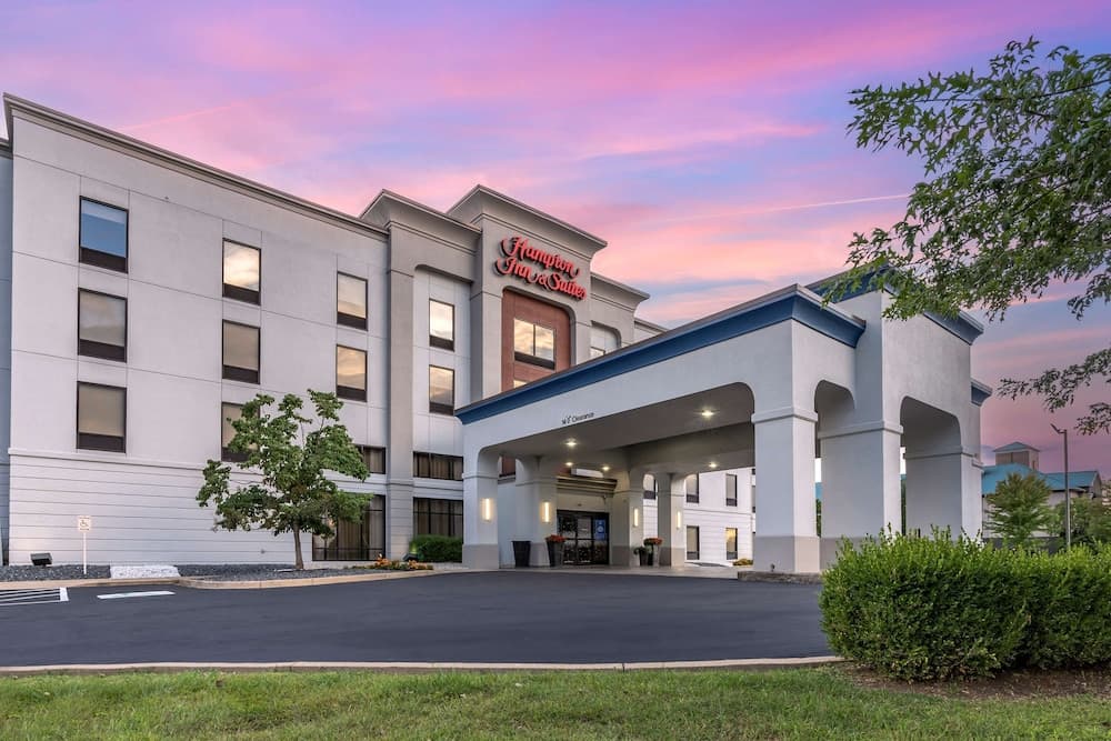 Hampton Inn & Suites Louisville East