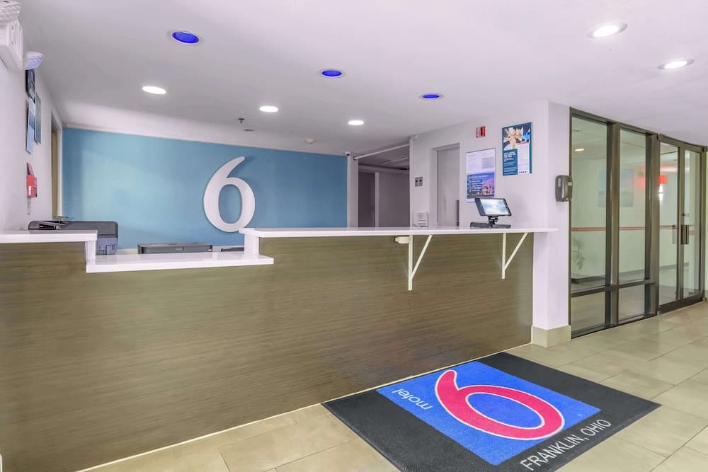 Motel 6 Franklin, OH
