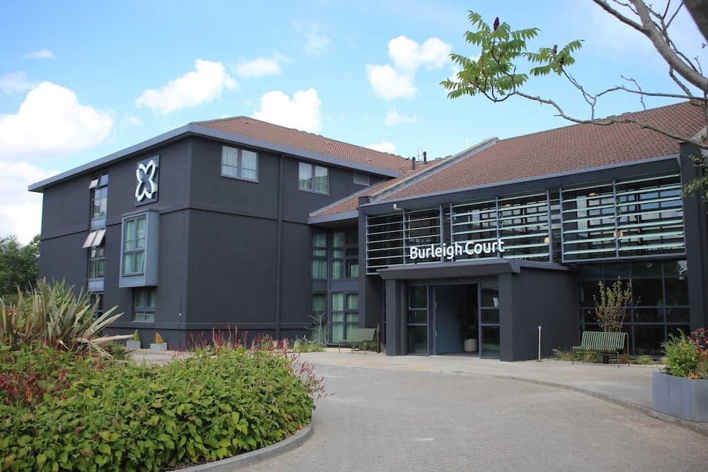 Burleigh Court Hotel