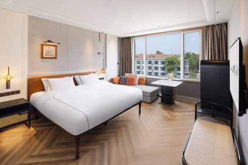 Qingdao Seaview Garden Hotel