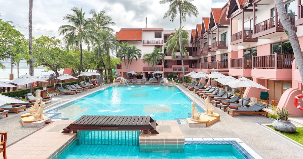 Seaview Patong Hotel