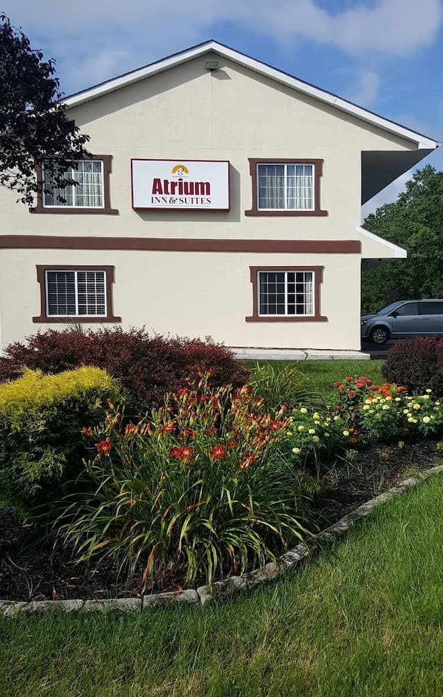 Atrium Inn