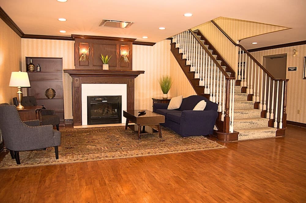 Staywell Inn & Suites