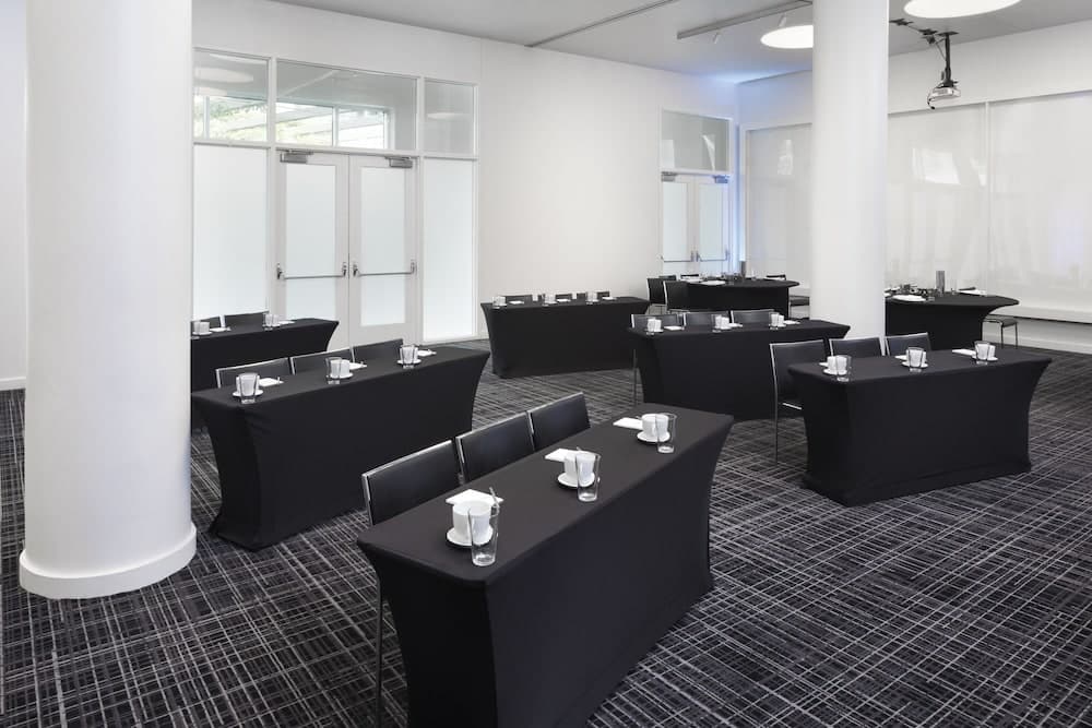 Toplantı salonu/imkânları