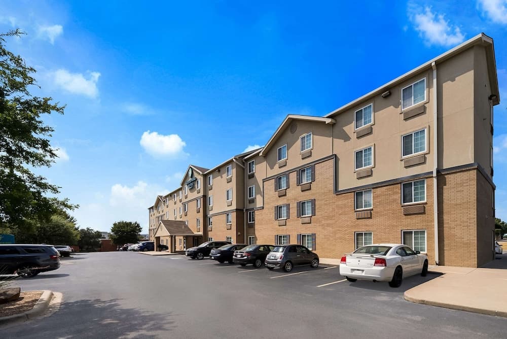 WoodSpring Suites Fort Worth Fossil Creek