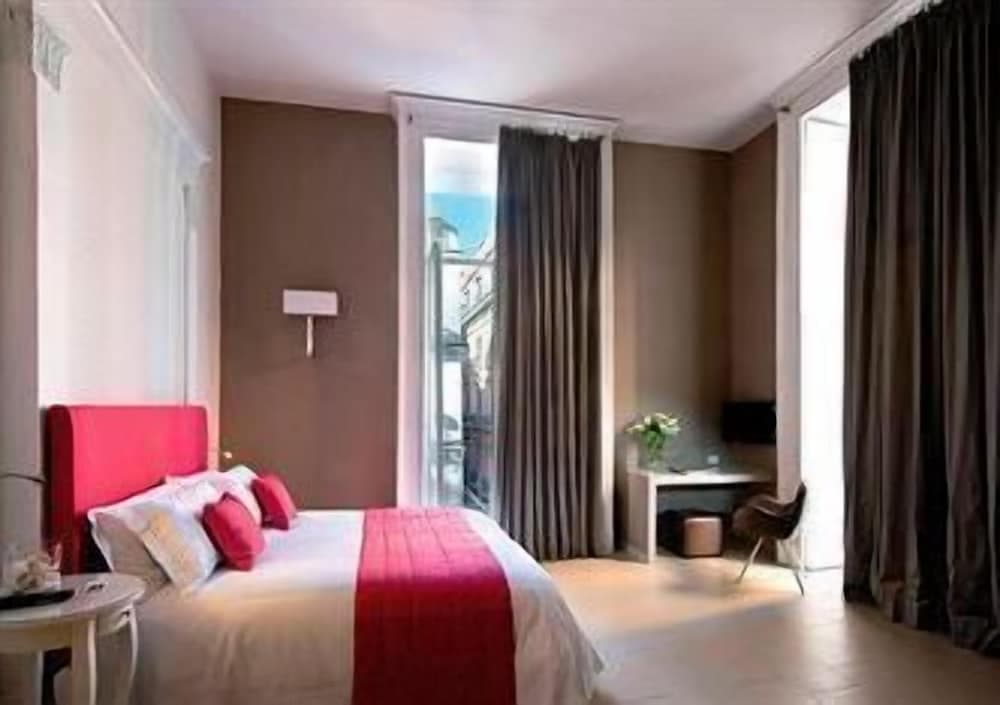 Napolit'amo Hotel Medina