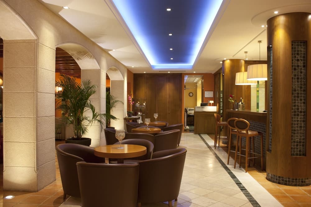 Lobi dinlenme salonu