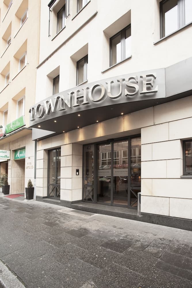Townhouse Hotel
