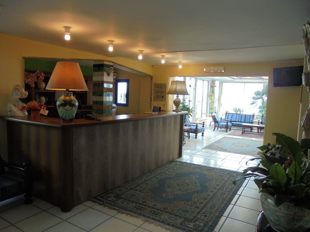 Giriş/çıkış büfesi