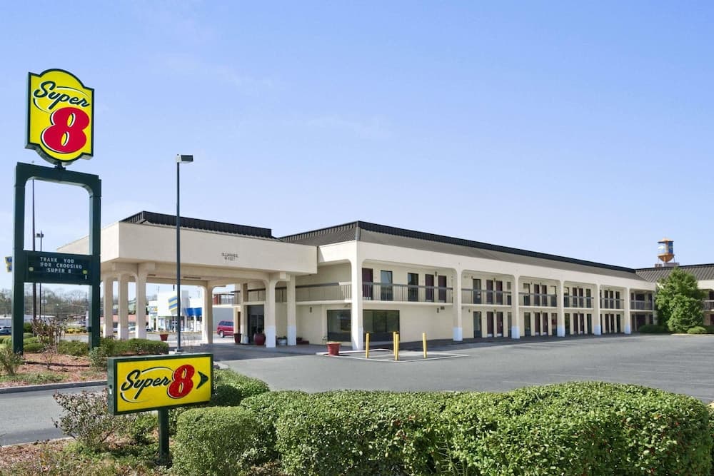 Super 8 by Wyndham Oxford