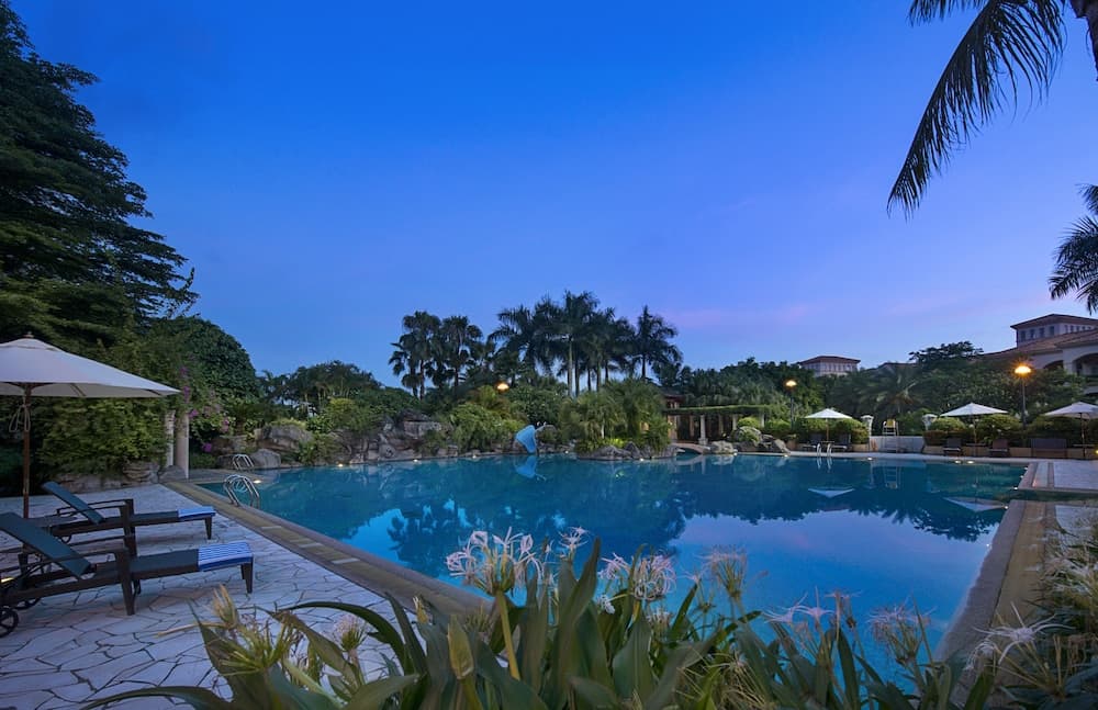 Hillview Golf Hotel