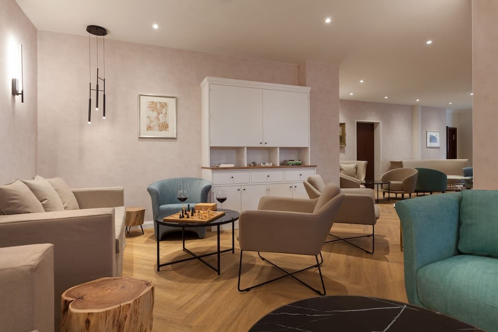 Lobi dinlenme salonu